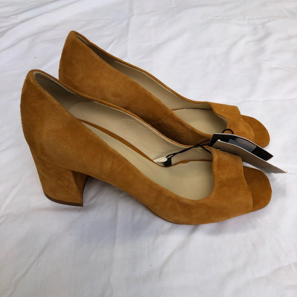 Zara Medium Heel Suede Pumps with Open-Toe